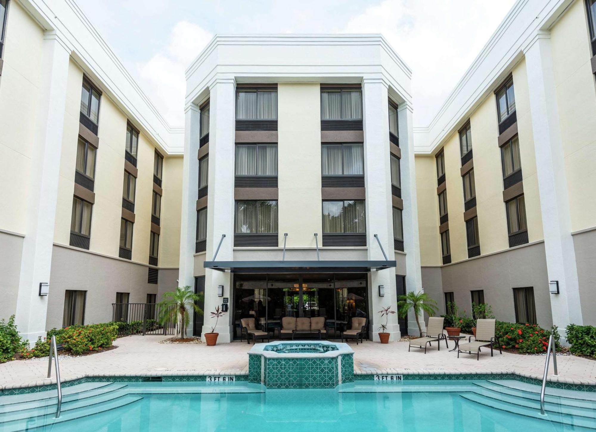Hampton Inn Boca Ratón Exterior foto